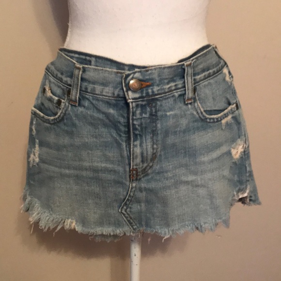 Abercrombie & Fitch Dresses & Skirts - Abercrombie Fitch denim distressed mini skirt